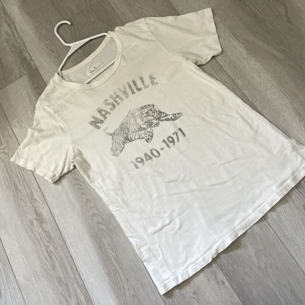 Imogene and Willie Tshirt cotton nashville tiger graphic womens Cream (medium)